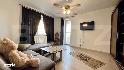 Apartament cu 3 camere, decomandat, etaj 3/4, dubla orientare, Rogeriu