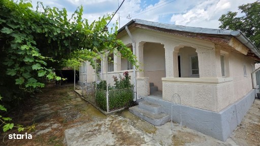 Casa Bontesti Com Carligele 160mp Teren 3750mp