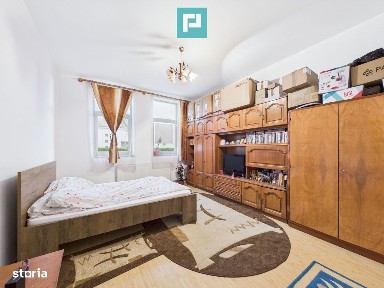 Casa cu 6 camere in Parneava