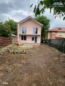 Saftica DN1 4Cam 3Bai Casa 2023 Curte 366mp Libera Pozitie Buna