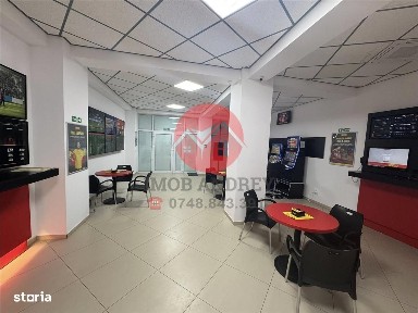 Spatiu comercial central Tulcea, parter, 100 mp, vitrina mare
