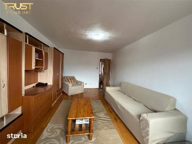 2 Camere l Decomandat l Zona centrala | Mobilat si utilat