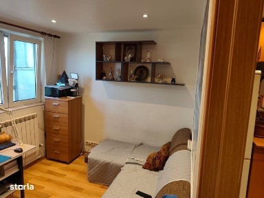 Apartament 2 camere de vanzare, langa metrou republica, hala laminor