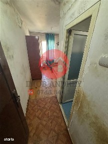 Garsoniera 11 mp, etaj 4, Zona Vest - ideala pentru investitie