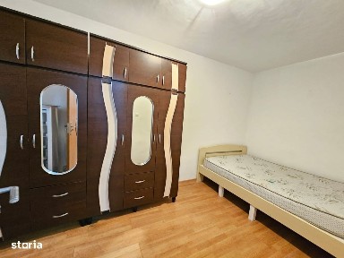 Apartament cu 2 camere, mobilat și utilat, parter