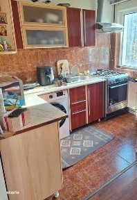 Vand apartament 3 camere