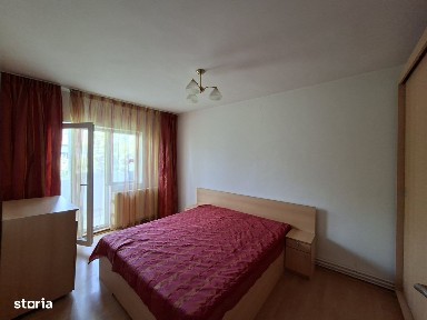 Apartament cu 3 camere, decomandat, 5 minute de Iulius Mall, garaj