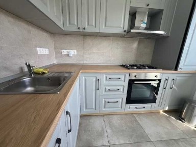 Casa individuala, 4 cam, 2 bai,2 locuri parcare,curte 700 mp,Balotesti