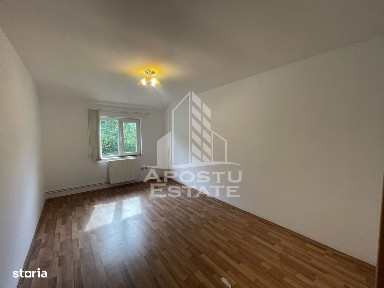 Apartament pentru birouri, 70 mp, Zona Aradului