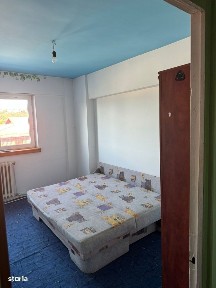 De vânzare - Apartament 3 camere- Câmpulung