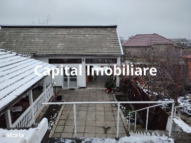 Casa cu mansarda, 7 camere, anexe, Sanmartin