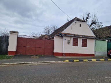 Casa de vânzare cu teren