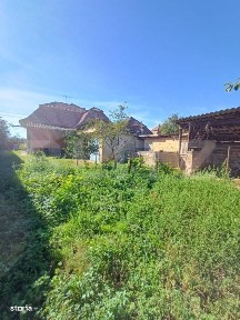 Casa renovabila, 3 camere, 1400 mp teren, in Mihai Viteazu