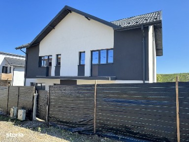 CANALIZARE!BECI MARE!2 BAI!Incalz in pard! Vila 3 camere, Bucium-Visan
