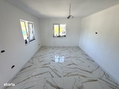 475 mp teren! 2 BAI! CANALIZARE!Incalz in pard! Casa 4 camere, Tomesti