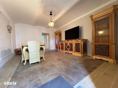 Apartament complet renovat, 3 camere, 78 mp utili, cladire istorica