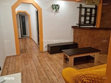 Particular vand apartament 3 camere, balcon și aer condiționat