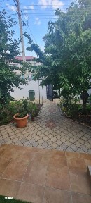 Casa 3 camere + spatiu comercial zona centrala Odobesti