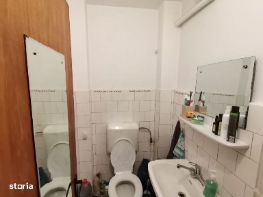 Apartament 4 camere semidecomandat, etaj 6, Maratei