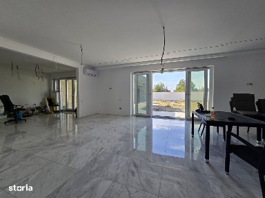 Casa 420 mp, P+1. si Piscina. Curte teren 1050 mp. Cernica Balaceanca