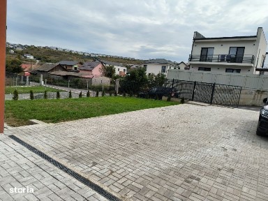 PROPRIETAR vând casă individuală în Dezmir, 172 mp utili, 440 teren