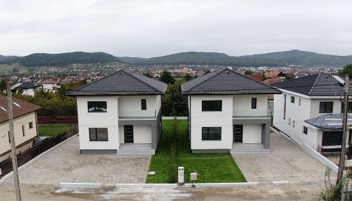 Casa de vanzare str Catinei Bistrita