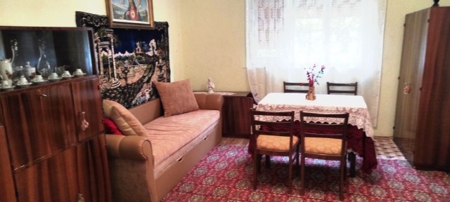 De vînzare -Imobil 1200 mp în Iclod la 6 km de Blaj (jud.Alba)