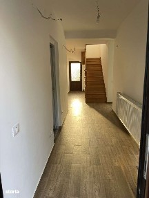 Casă modernă cu etaj si curte generoasa Romos, HD