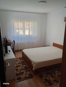 Garsoniera zona Izvor