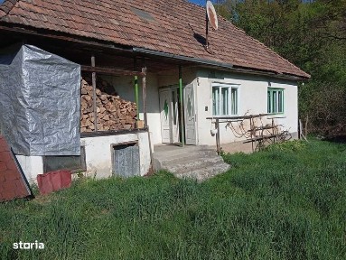 Casa cu 2 camer in Sovata str. Vanatorilor nr.19