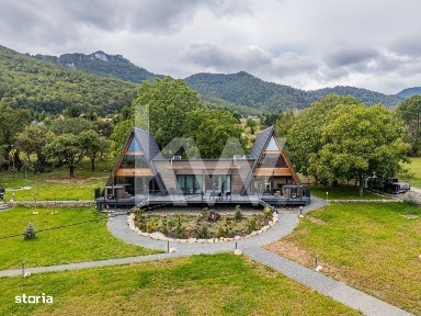 Afacere la cheie in inima naturii- Case smart A-Frame