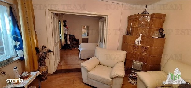 Casa rustica cu curte, 3 camere, zona Tabacarie, Constanta