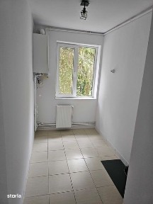 Vand apartament cu 3 camere in 7 noiembrie