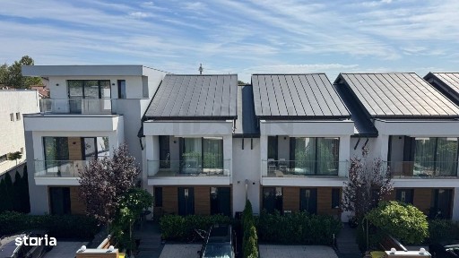 Vile Finalizate Exclusiviste Langa Lac l Complex Rezidential