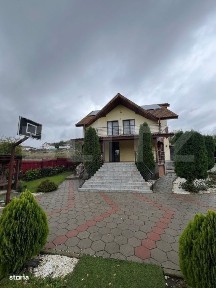 Casa individuala de vanzare in Nazna - 2200 mp teren, 300 mp utili