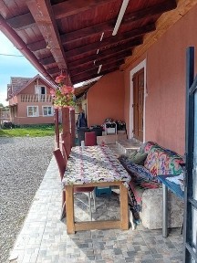 Vand casa in porumbacu de jos
