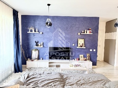 Apartament cu 3 camere si curte generoasa, zona Lipovei