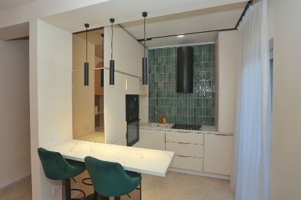 Inchiriez/ Vand in centru Selimbar langa primarie apartament nou !