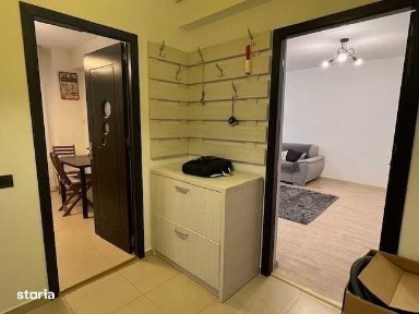Apartament 2 cam, bucatarie inchisa, spatios,intretinut,mobilat,utilat