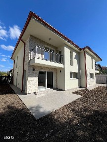 Duplex, 4 Camere, P+1E, 155 mp, 200 mp curte
