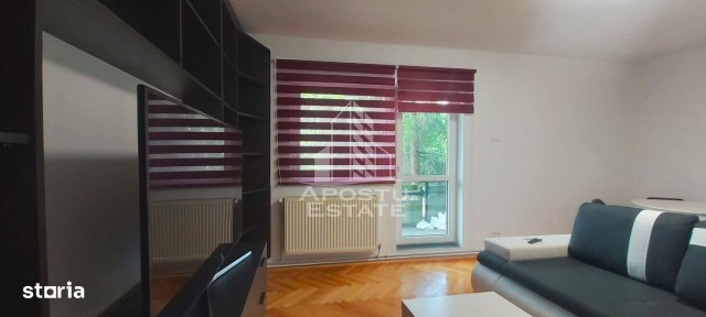 Apartament cu 3 camere decomandat in zona Maranata