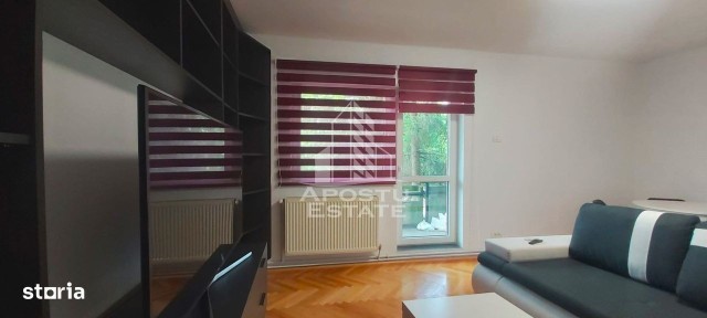 Apartament cu 3 camere decomandat in zona Maranata