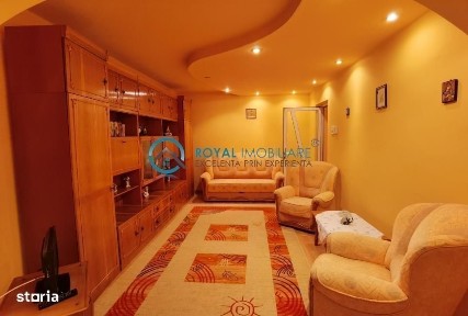 Royal Imobiliare - Vanzare apartament zona Republicii