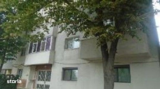 Strada I. C. Bratianu, Apollo, Braila