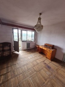 Vând apartament 2 camere în Câmpulung