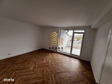 APARTAMENT ~ DECOMANDAT ~ DE VANZARE