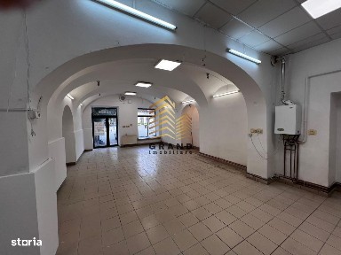 SPATIU COMERCIAL ~ CHIRIE