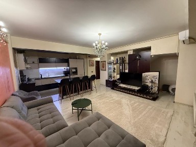 Apartament (pe 2 nivele) 3 camere Zona Negru Vodă/Nord