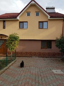 Casa P+E, teren 800 mp, garaj si beci, Clocociov