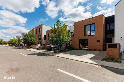 INCHIRIERE Vila in COLINA LAC Corbeanca, 4 Camere P+1